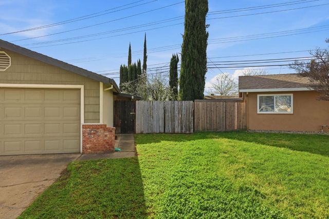 10512 Glenview Way, Rancho Cordova, CA 95670