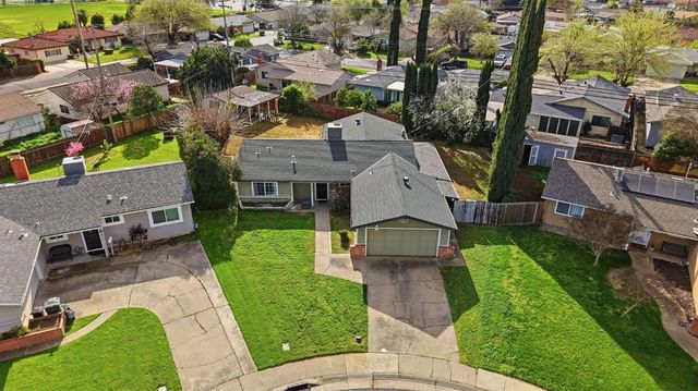 10512 Glenview Way, Rancho Cordova, CA 95670