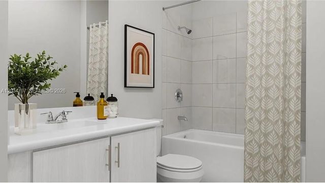 15657 SW 280 ST 6, Miami, FL 33032