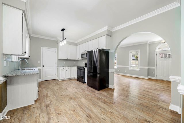 2002 Kelly Glen Drive, Apex, NC 27502