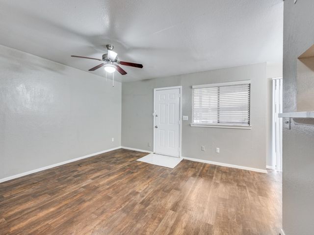 1122 Millview Drive 1103, Arlington, TX 76012