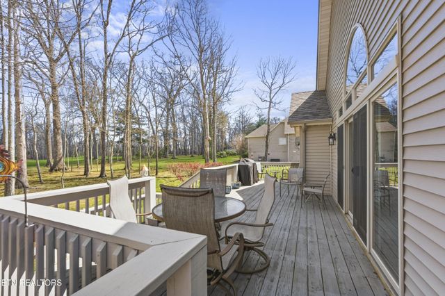21 Lexham Court, Crossville, TN 38558