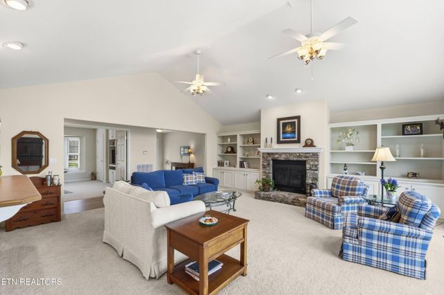 21 Lexham Court, Crossville, TN 38558