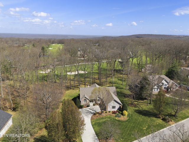 21 Lexham Court, Crossville, TN 38558