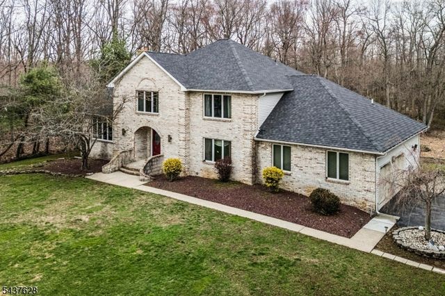 3 Shira Ln, Manalapan Twp., NJ 07726