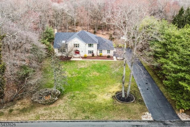 3 Shira Ln, Manalapan Twp., NJ 07726
