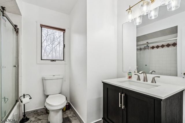 3 Shira Ln, Manalapan Twp., NJ 07726