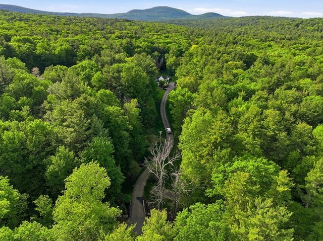 25 Houghton Rd, Princeton, MA 01541