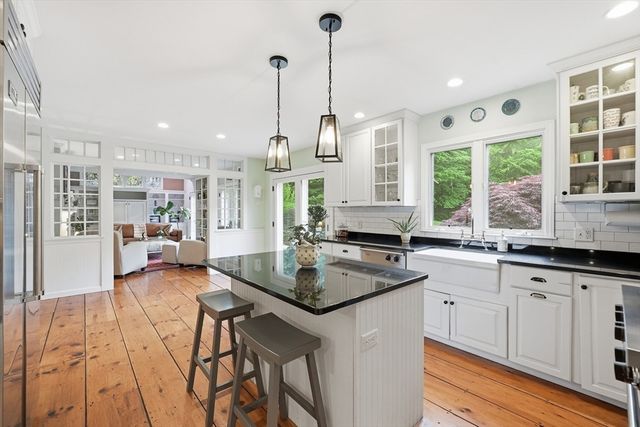 25 Houghton Rd, Princeton, MA 01541