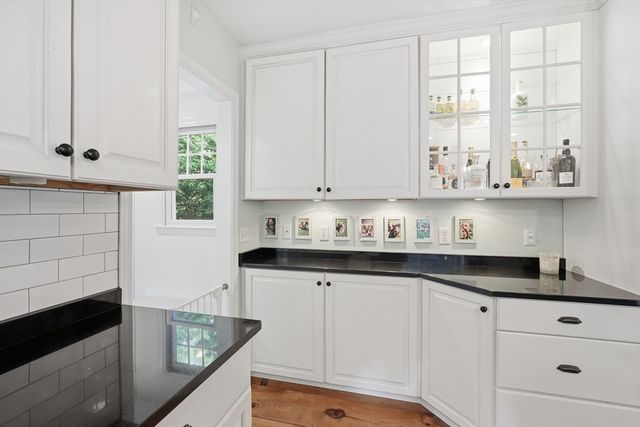 25 Houghton Rd, Princeton, MA 01541