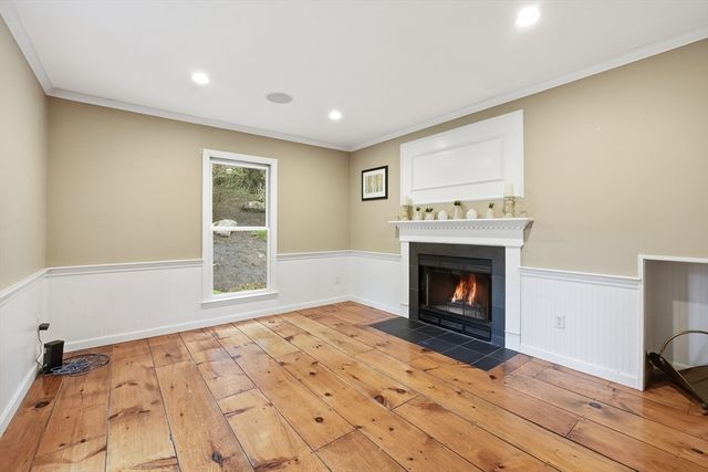 25 Houghton Rd, Princeton, MA 01541