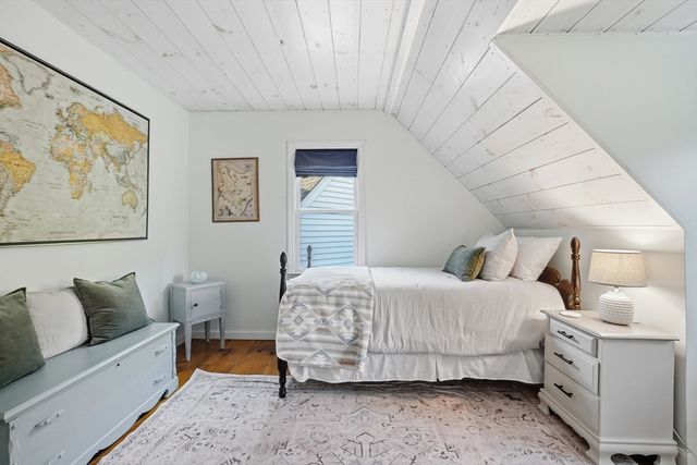 25 Houghton Rd, Princeton, MA 01541