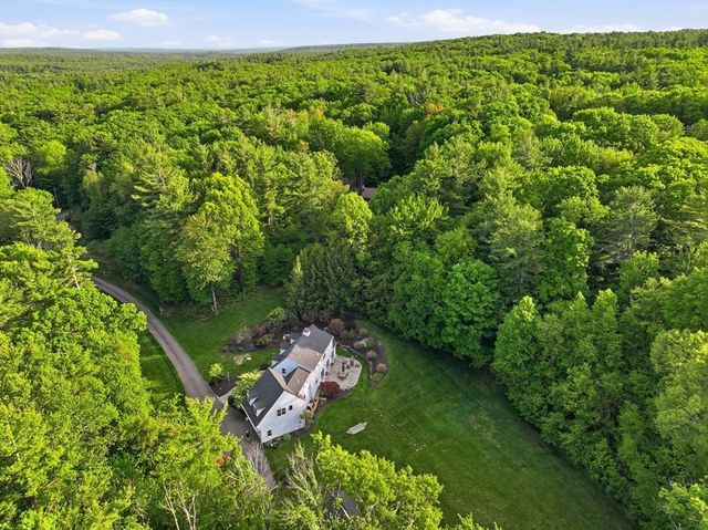 25 Houghton Rd, Princeton, MA 01541