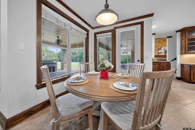 14052 Pine Overlook Drive, Flint, TX 75762