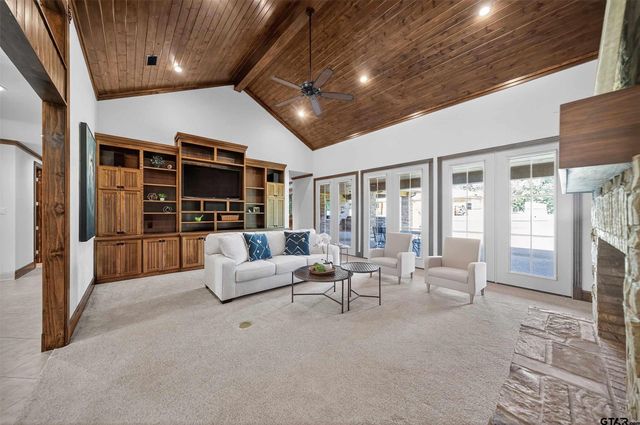 14052 Pine Overlook Drive, Flint, TX 75762