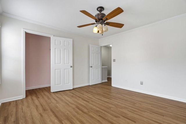 5990 Eagle Tiff Lane, Sugar Hill, GA 30518