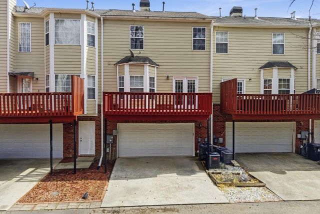 5990 Eagle Tiff Lane, Sugar Hill, GA 30518