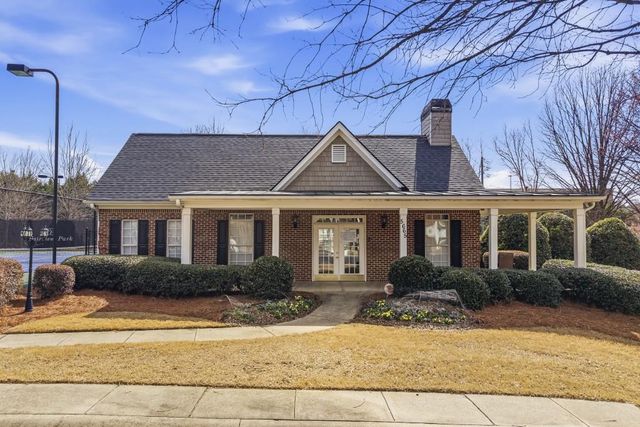 5990 Eagle Tiff Lane, Sugar Hill, GA 30518