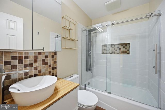 10212 WINGED ELM CIR, Manassas, VA 20110