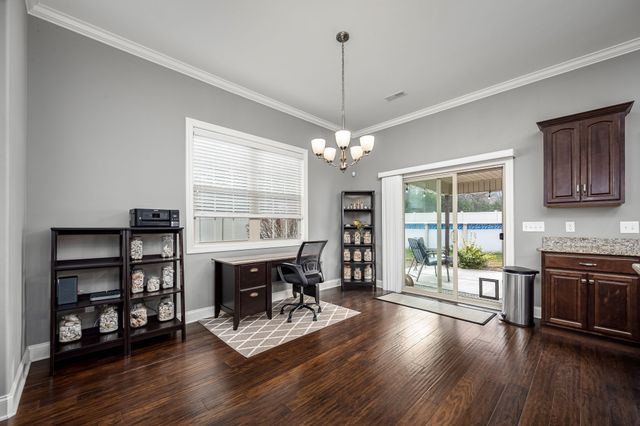 102 Drema Ct, Murfreesboro, TN 37127