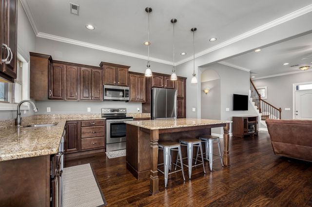 102 Drema Ct, Murfreesboro, TN 37127