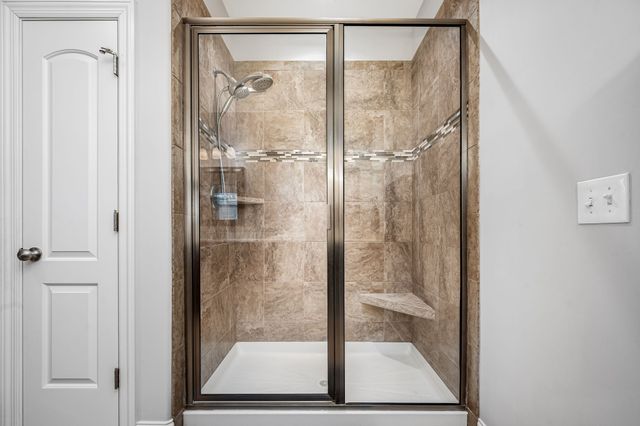 102 Drema Ct, Murfreesboro, TN 37127