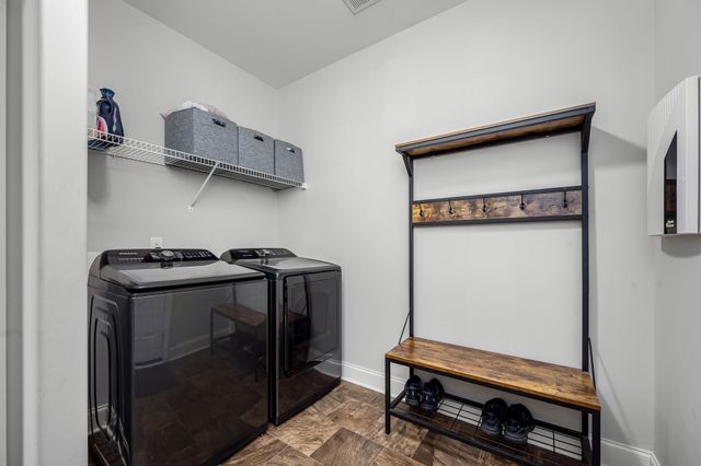 102 Drema Ct, Murfreesboro, TN 37127