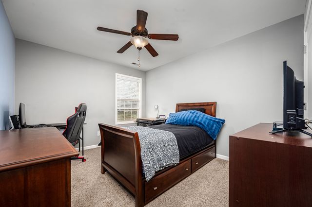 102 Drema Ct, Murfreesboro, TN 37127