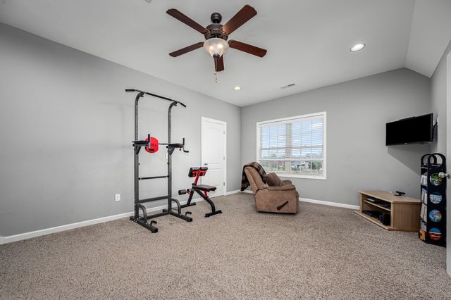 102 Drema Ct, Murfreesboro, TN 37127