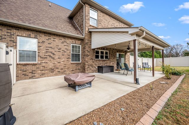 102 Drema Ct, Murfreesboro, TN 37127