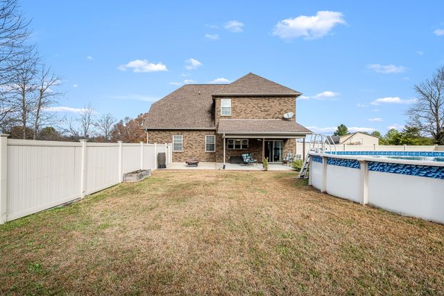 102 Drema Ct, Murfreesboro, TN 37127