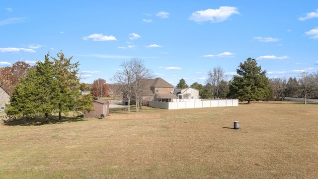 102 Drema Ct, Murfreesboro, TN 37127