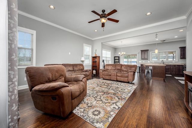 102 Drema Ct, Murfreesboro, TN 37127