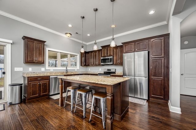 102 Drema Ct, Murfreesboro, TN 37127