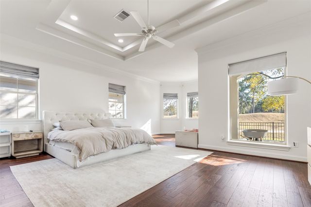 16011 Bridges Fairway Lane, North Houston, TX 77068