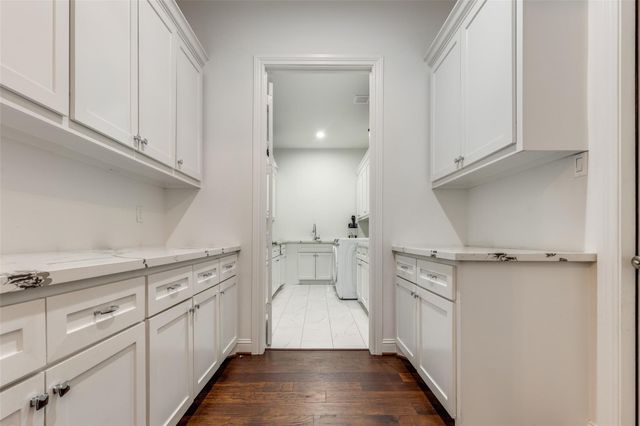 16011 Bridges Fairway Lane, North Houston, TX 77068