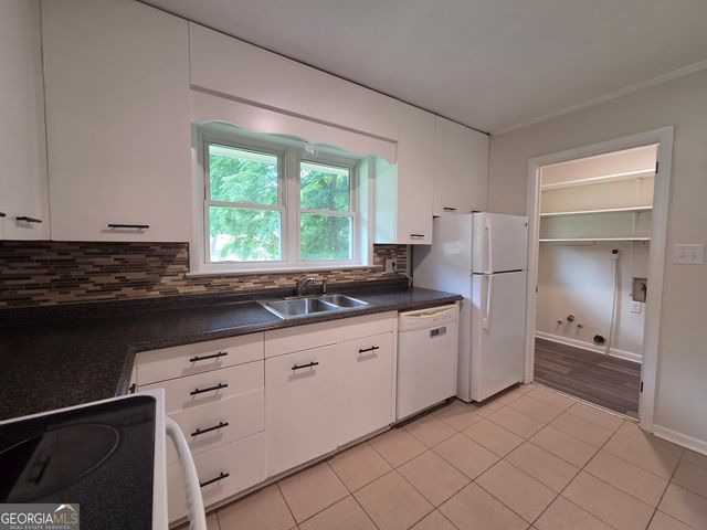 372 Foreacre Street, Cornelia, GA 30531