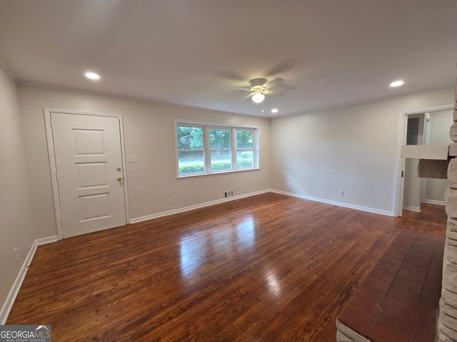 372 Foreacre Street, Cornelia, GA 30531