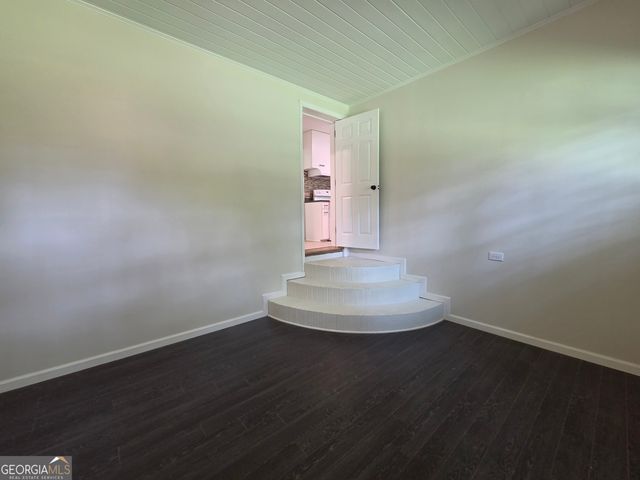 372 Foreacre Street, Cornelia, GA 30531