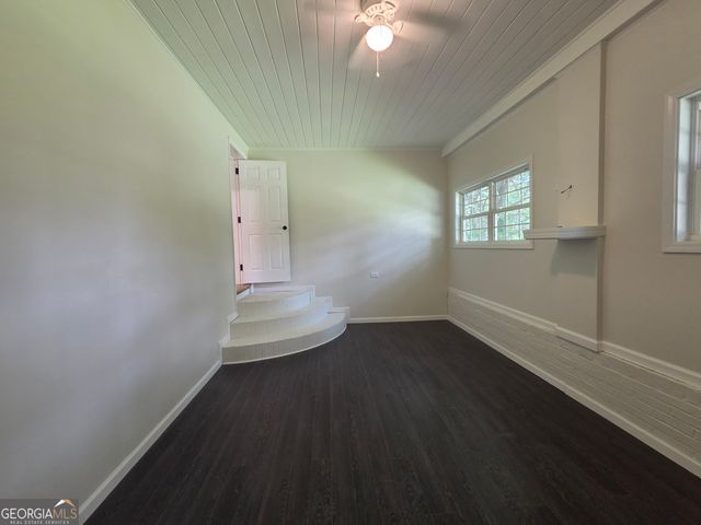 372 Foreacre Street, Cornelia, GA 30531