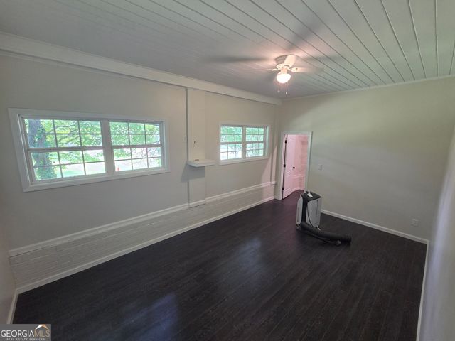 372 Foreacre Street, Cornelia, GA 30531