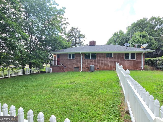 372 Foreacre Street, Cornelia, GA 30531