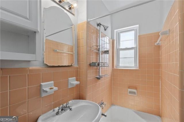 3660 Peachtree Road NE A2, Atlanta, GA 30319