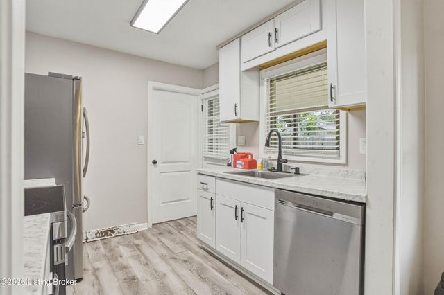 4306 Dohn Ave, Louisville, KY 40216