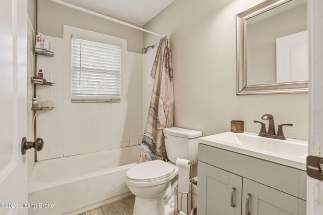 4306 Dohn Ave, Louisville, KY 40216