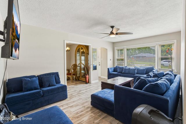 4306 Dohn Ave, Louisville, KY 40216