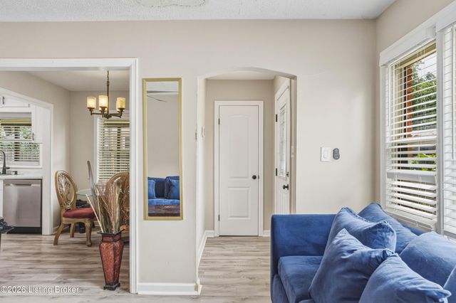 4306 Dohn Ave, Louisville, KY 40216