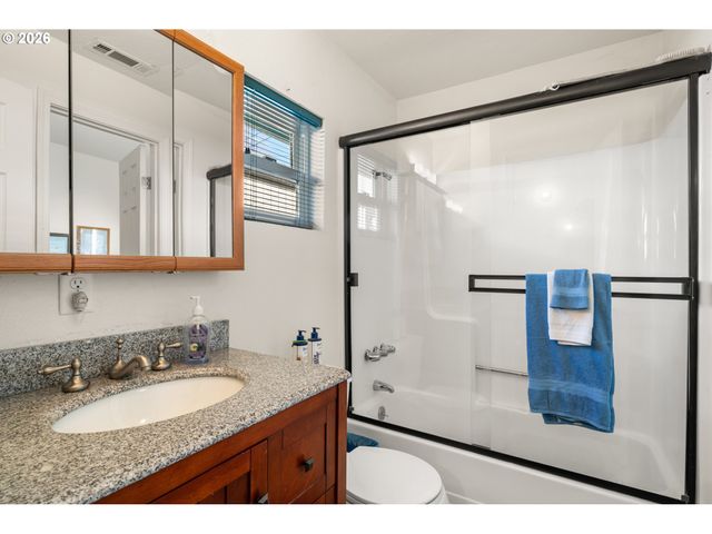 1115 RANSOM Ave, Brookings, OR 97415