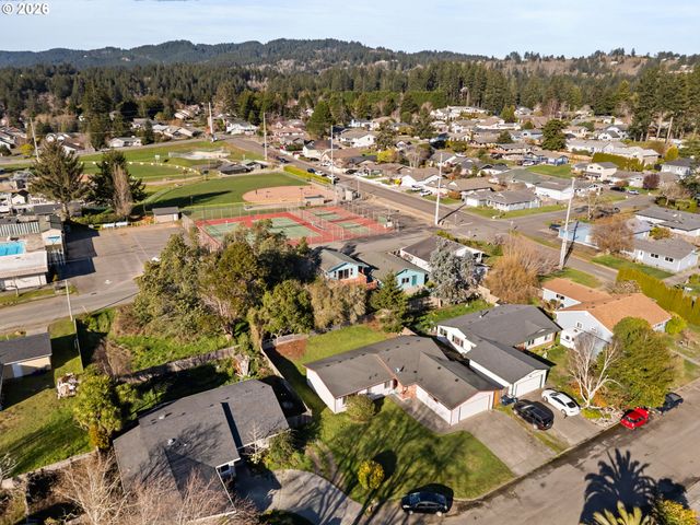 1115 RANSOM Ave, Brookings, OR 97415