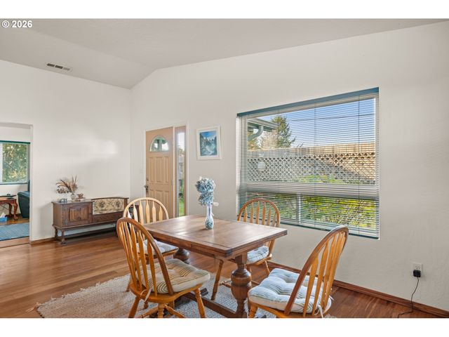 1115 RANSOM Ave, Brookings, OR 97415
